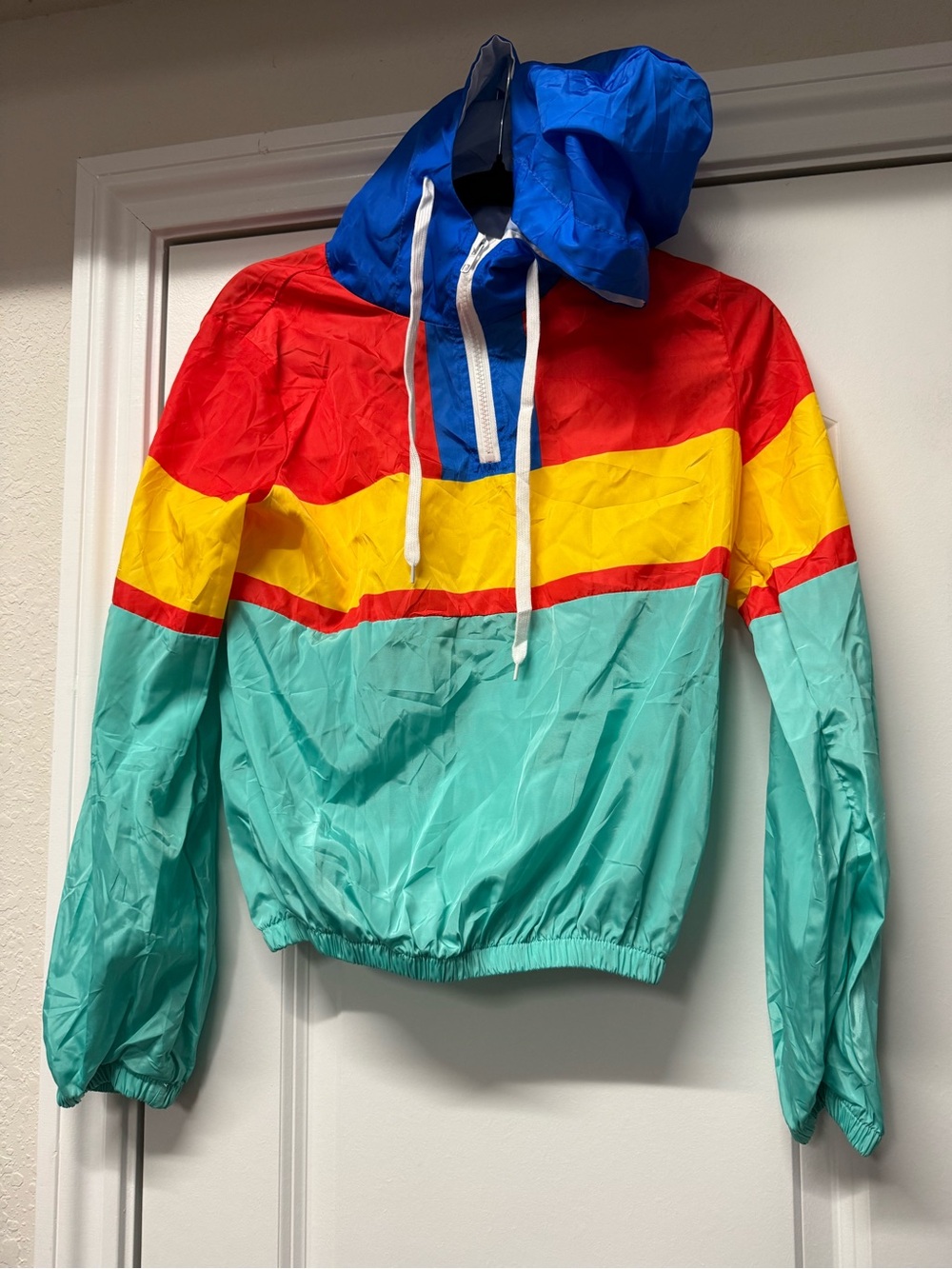 Women’s Small Colorblock Cropped Hooded Windbreaker